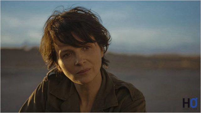 Rebecca (Juliette Binoche)