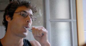 Se laver les dents: un geste indispensable!