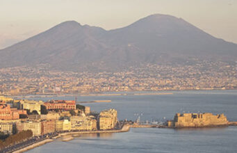 Naples, la belle du Sud