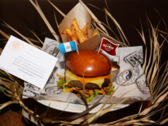 Hard Rock Cafe : 1971 DATE ANNIVERSAIRE = 71 CENTS LE BURGER !