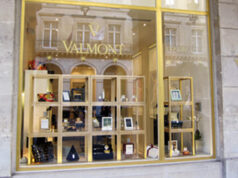 Pour Noël, le Pop-Up Store Valmont revient au Meurice.