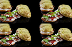 ÉCLAIRS À LA FIGUE & ROQUETTE AU ROQUEFORT SOCIÉTÉ®