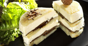 MILLE-FEUILLE de CELERI et TRUFFE NOIRE au BRILLAT-SAVARIN.