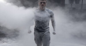 MAXIME SIMOENS lance sa 1ère ligne de prêt à porter masculin.