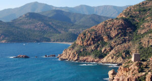 La montagne dans la Mer.