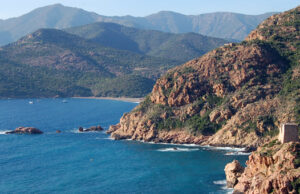 La montagne dans la Mer.