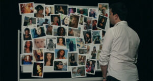 “Parisien, Trentenaire, Célibataire” un court métrage très original sur le célibat.