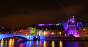 Lyon : fête des lumières du 8 au 10 décembre.