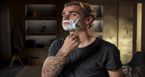 GILLETTE DÉVOILE SA NOUVELLE CAMPAGNE AVEC ANTOINE GRIEZMANN.