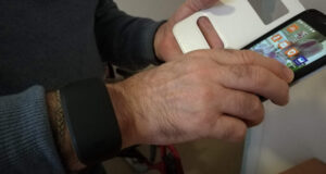 Zembro la montre connectée choisit Darty pour son lancement en France.