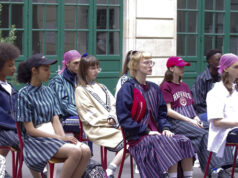 Andrea Crews – Fashion Week Paris – Printemps-Été 2018.