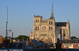 Amiens, la cathédrale en couleurs : une expérience monumentale.