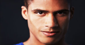 Raphaël Varane devient le nouvel ambassadeur français de la marque Braun .