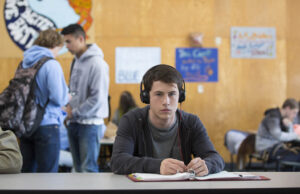 “13 Reasons Why ” créée par Brian Yorkey.