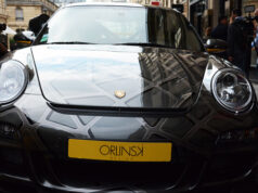 Richard Olinski customise la Porsche 911.