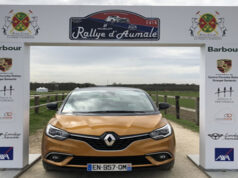 RENAULT Scénic IV : le monospace compact de référence.