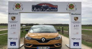 RENAULT Scénic IV : le monospace compact de référence.