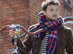 CYRILLUS PRÉSENTE SA COLLECTION HOMME.