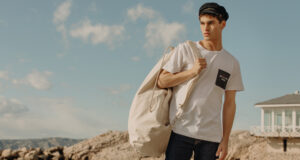 JEAN DE NÎMES “MATELOT” par KAPORAL.