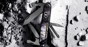Victorinox sort un couteau de poche Tinker Man sur la lune, édition limitée.