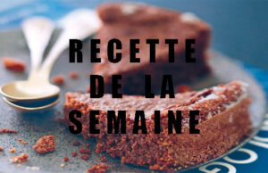 Gâteau fondant au chocolat et aux noix grillées.