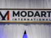 Mod’Art International a organisé son 16e défilé annuel le 2 juin 2021 aux Salons Hoche à Paris 8ème