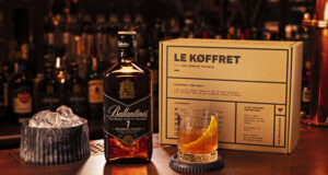 BALLANTINE’S 7 ANS BOURBON FINISH : UN RITUEL DE SERVICE UNIQUE POUR PARFAIRE LA DÉGUSTATION