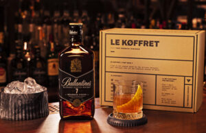 BALLANTINE’S 7 ANS BOURBON FINISH : UN RITUEL DE SERVICE UNIQUE POUR PARFAIRE LA DÉGUSTATION