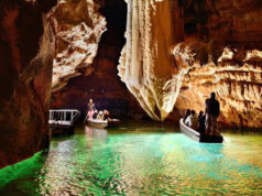 Le Gouffre de Padirac : descente au centre de la Terre…