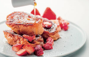 Pain perdu sans beurre aux fraises