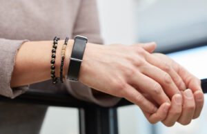 Aktiia, le bracelet connecté de la medtech Aktiia séduit de plus en plus de personnes soucieuses de leur pression artérielle