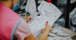 SAINT JAMES LANCE DEUX CAPSULES 100% RECYCLÉES