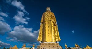 Les 10 plus grandes statues du monde