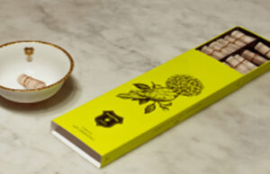 Ylustre – BrĂ»loir Marie-Antoinette pour Billets Doux ParfumĂ©s