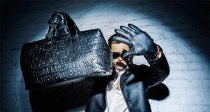 MONARCHY LONDON PRÉSENTE SA NOUVELLE COLLECTION