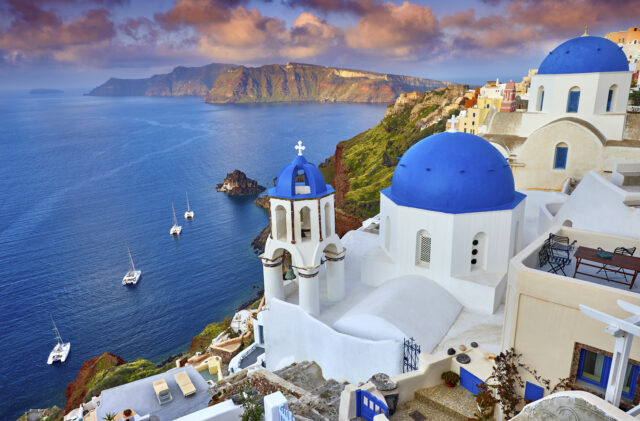 Fira,Town,On,Santorini,Island,,Greece.,Incredibly,Romantic,Sunrise,On