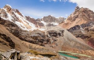 Au-delĂ des nuages : ĂpopĂ©e dans les CordillĂšres pĂ©ruviennes