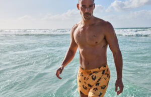 Superdry est ravie de présenter sa collection bain homme Eté 2024