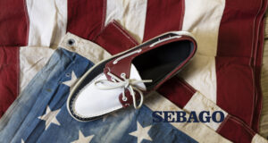 Cet été, SEBAGO présente sa mythique chaussure bateau dans une version 2024.