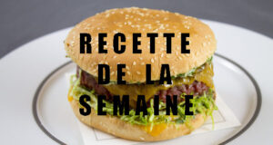 CHEESEBURGER À L’ÉCHALOTE
