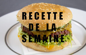 CHEESEBURGER À L’ÉCHALOTE