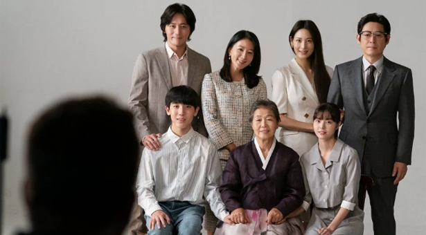 “ A normal family ” de Jin-Ho Hur