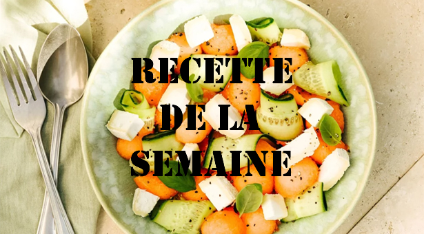Salade au melon, concombre et fromage de chèvre