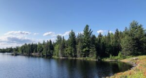 Le Québec, entre lacs et forêts